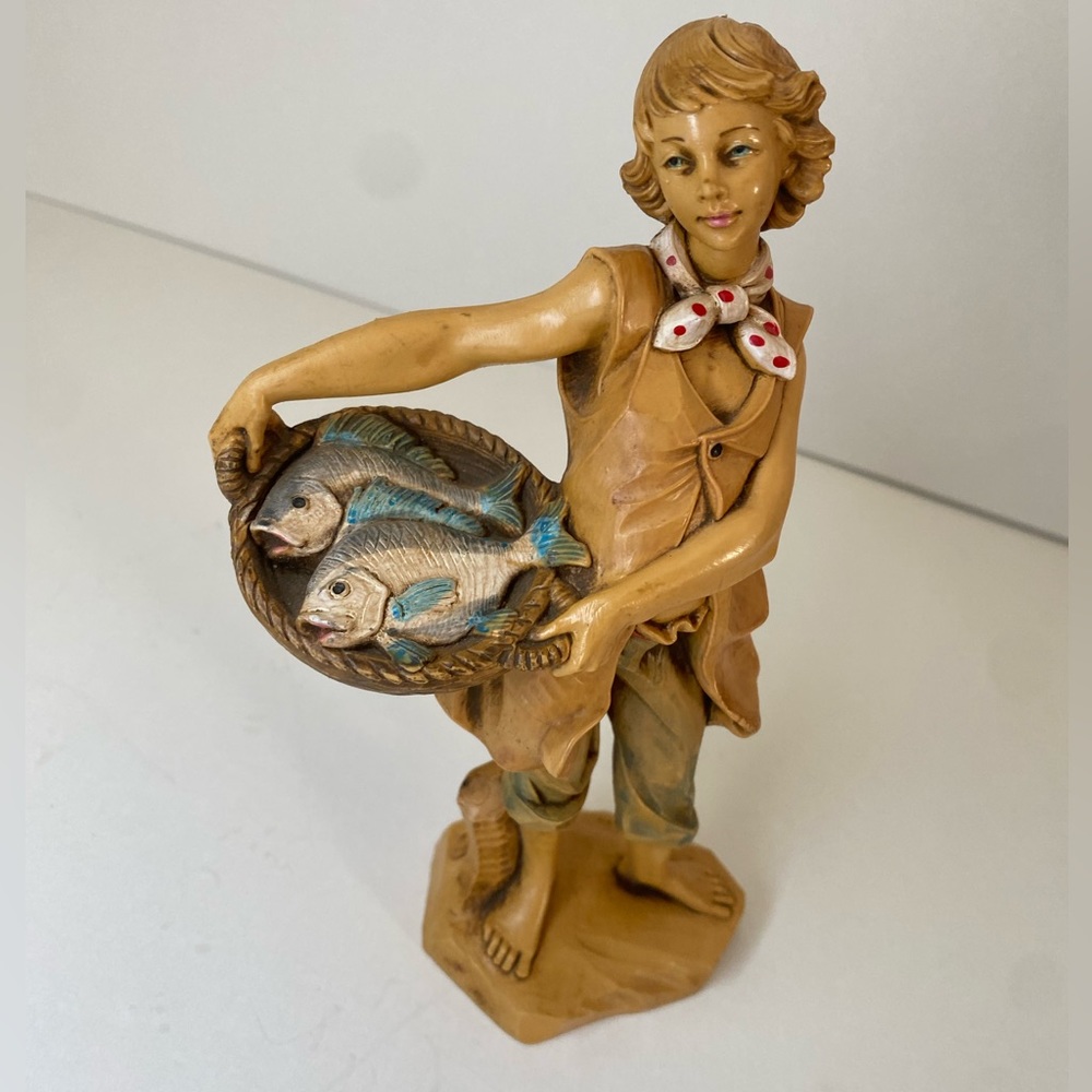 FONTANINI DEPOSE ITALY 7.5"JESSE w/BASKET OF FISH 322 FIGURE 52888